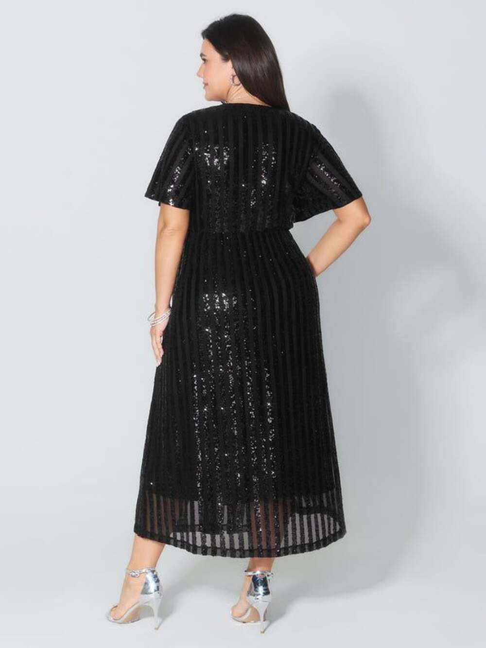 Bloomchic Plus Size 2X 18-20 Black Shimmery Sequin V Neck Dress with Pockets - Picture 3 of 9